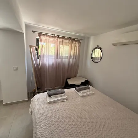 Cozy דירה Eleousa